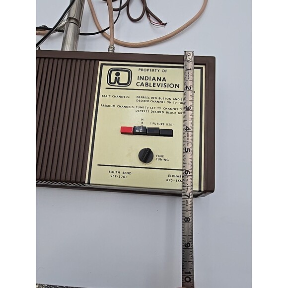 Vintage Indiana Cablevision Cable Box - NOT TESTED - Picture 10 of 12